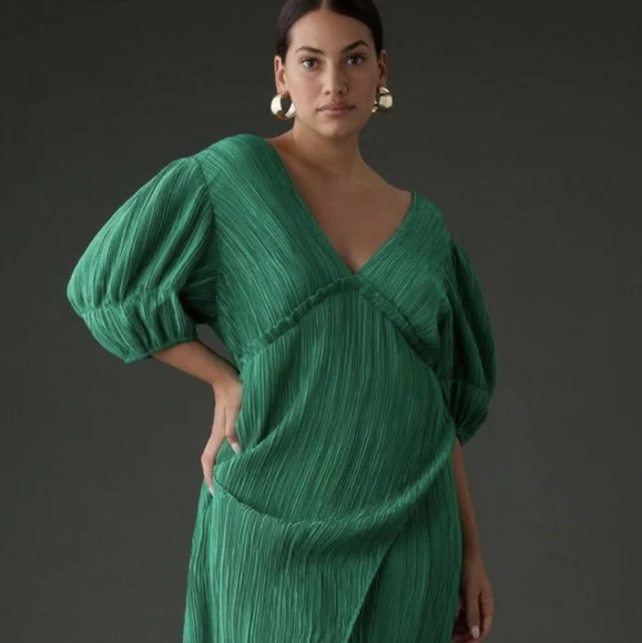Anthropology Green Pleated V Neck Midi Dress Size Large - Picture 4 of 7